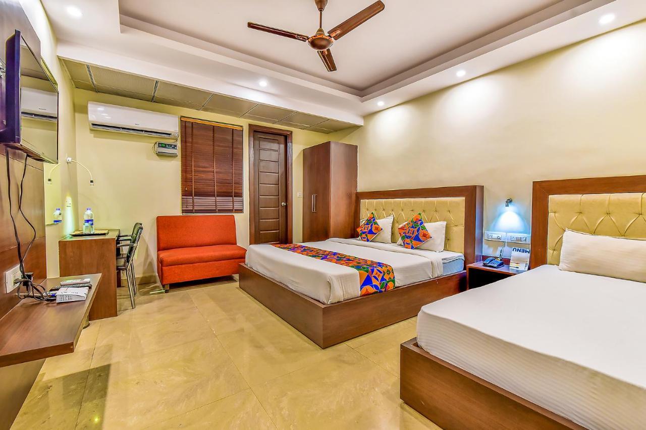 Fabhotel Surya Residency Dehradun Eksteriør billede